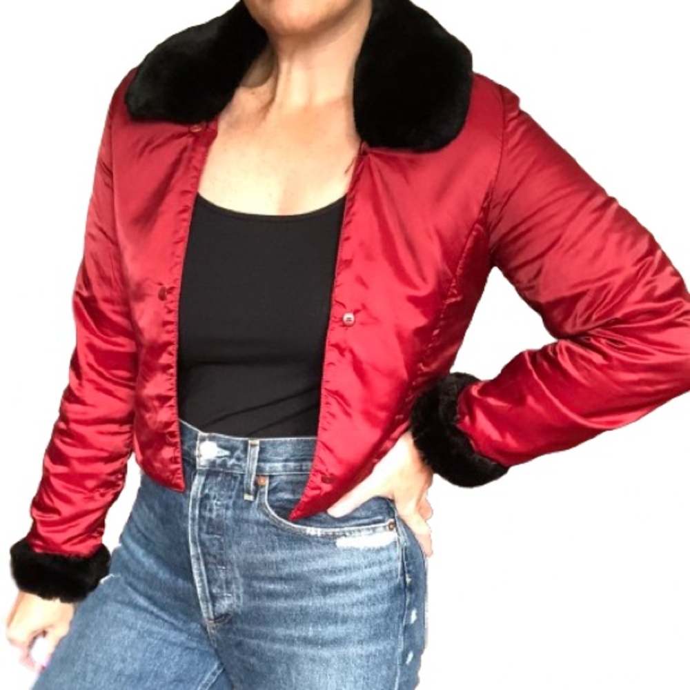 Danier Red Cropped ThemoLite Jacket Liner Bomber Black Faux Fur Collar Cuffs S/M